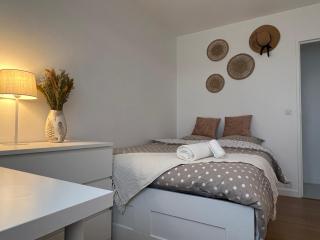 Jolie Chambre Confortable - 1
