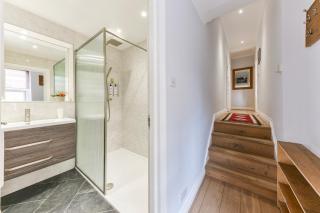 2 bed room flat near Westfield, West London - Londra - 2