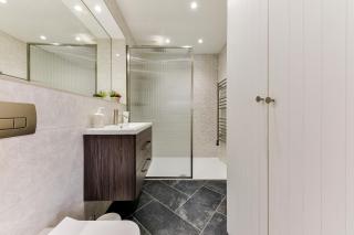 2 bed room flat near Westfield, West London - Londra - 6