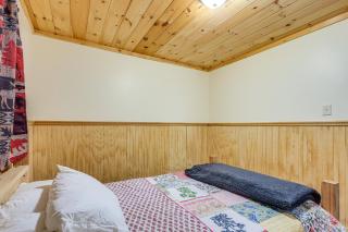 Hike, Raft, Ski and More Cozy Cabin in Johnsburg! - Johnsburg - 3