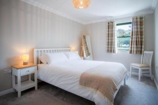 3 St Brides Bay View - 3 Bedroom - Broad Haven - 6