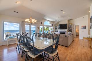 Sunset Sonata C8928 - Luxury Soundfront Home, Pool - 2