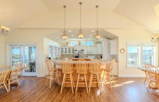 C9289 Sun King II - Oceanfront, Elevator, 4x4 Area, Pool, Hot Tub, Pets OK! - 3