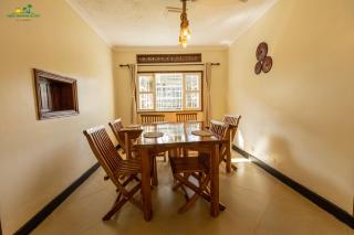 Miika Botanical Inn Entebbe - 8