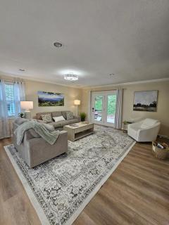 Hillside Retreat - 2