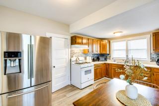 1 Mi to K-State Campus Central Manhattan Home - Manhattan - 9