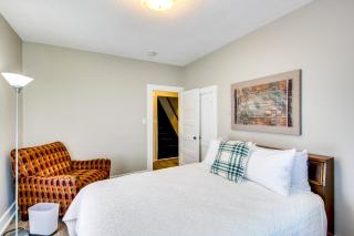 1 Mi to K-State Campus Central Manhattan Home - Manhattan - 1