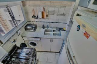 Cómodo, con cochera cerca del hospital italiano - Buenos Aires - 4