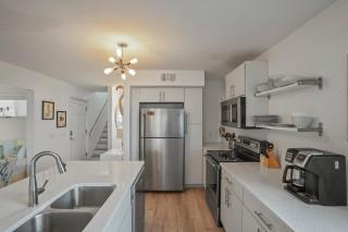 Vitamin Sea by Coastline Vacation Rentals - 6