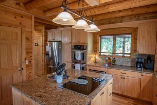 VIEWS, Fire Pit, Dogs Welcome, Fenced Yard! Close to New River Outfitters! - Sparta - 7