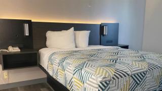 Motel 6 Omaha - IAT West - 3