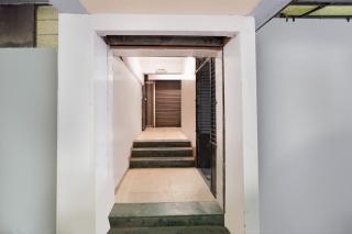Hotel O Crystal - Ahmedabad - 9