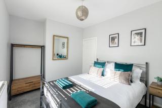 Dog Friendly Ground Floor Flat - 4