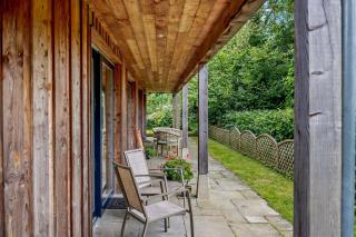 Love Barn - Dartington - 2