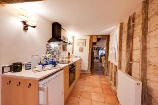 Old Cobblers Cottage at Kings Head House - 7