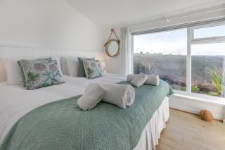 Trewollas Beach Cottage - Sennen - 2