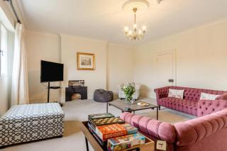 North Wing Top Apartment - - 2