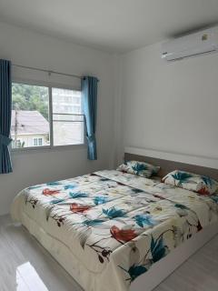 Karon Beach Villa - 2