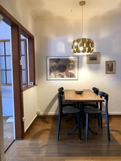 UNESCO Bern Stay Queen Bed & Fast WiFi - 1