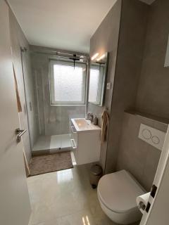 Dom View Luxury Apartment - 4