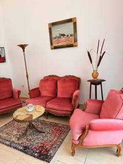 Antique style apartment in the City and Free Parking - 9