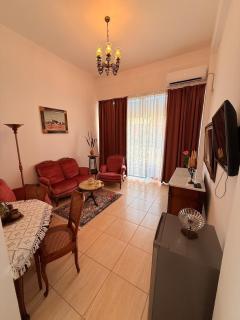 Antique style apartment in the City and Free Parking - Shkodër - 7