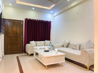 Warda Hamna Elite Suite - 9