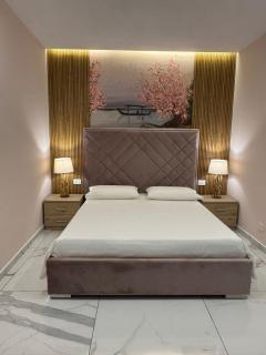 Sanità Naples Central Grand Apartment for 10 Guest - 0