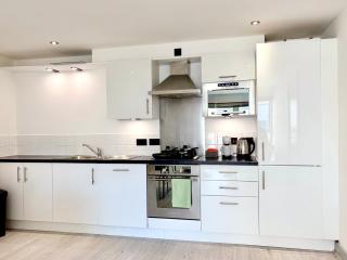 Bright 2 Bed Flat with Balconies & Views in York City Centre - York - 5