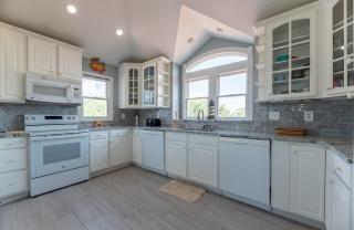 D3502 Sun King - Pool, Hot Tub, Pets OK, Oceanside - 4