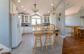 D3502 Sun King - Pool, Hot Tub, Pets OK, Oceanside - 1