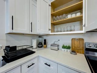 Full 3 BR 2 BA Home in Ocala Close to Key Sights - 1