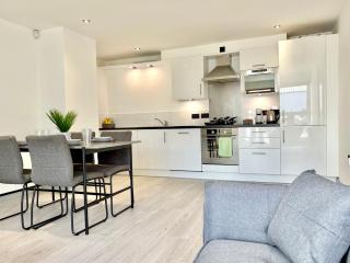 Bright 2 Bed Flat with Balconies & Views in York City Centre - York - 6