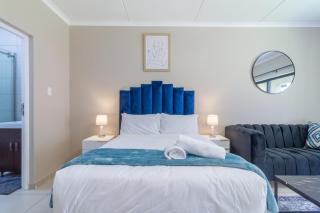 AlimamaSpaces - Rodney's Studio - Fourways - 8