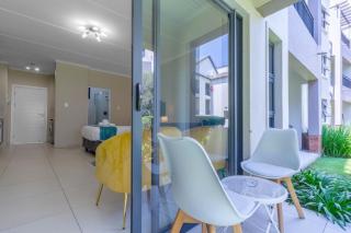 AlimamaSpaces - Rodney's Studio - Fourways - 5