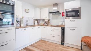 Stā by The Bridge, Inverness City Centre - 7