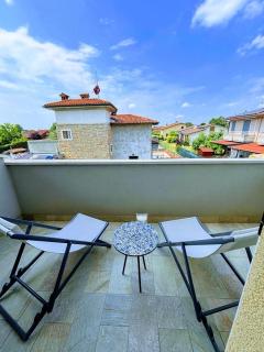 Dany's Chill House - 9