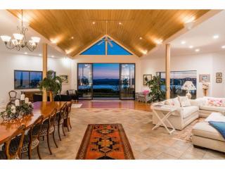 Private Beachfront Haven with Starlink & Panoramic Views - 5
