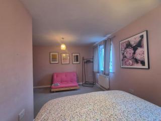 Location, lovely family home - Melksham - 8