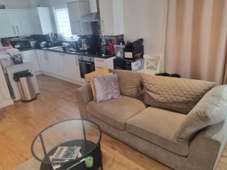 Fabulous two bedroom flat with concierge - 8