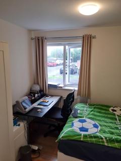 Fabulous two bedroom flat with concierge - 2