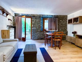 Bijou du Bourg - Monolocale Con Giardino - 9