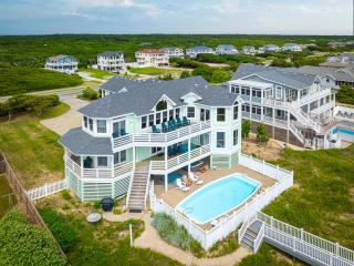 K2006 Castle in the Sand - Oceanfront, Pool, Hot Tub, Media Room, Elevator, Your Luxury Getaway - 9