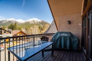 Cascade Penthouse by Canadian Rockies Vacation Rentals - 2