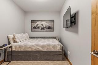 Spring Creek Condo by Canadian Rockies Vacation Rentals - Canmore - 9