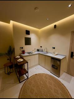 Prime location cozy apartment - 8