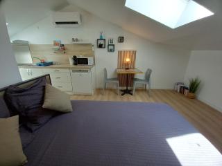 Studio Proche Centre ville avec Place de Stationnement - 3