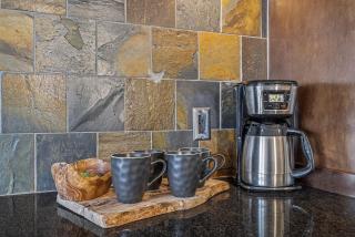 3 Bedroom Condo by Canadian Rockies Vacation Rentals - 7
