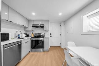 Peaceful 2 Bedroom 2 Baths Airb&b in Shaughnessy - Vancouver - 7