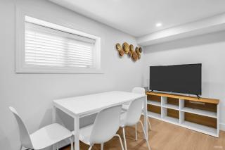 Peaceful 2 Bedroom 2 Baths Airb&b in Shaughnessy - Vancouver - 2